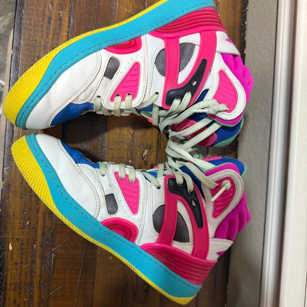 Gucci women’s basket highs - Picture 4 of 6